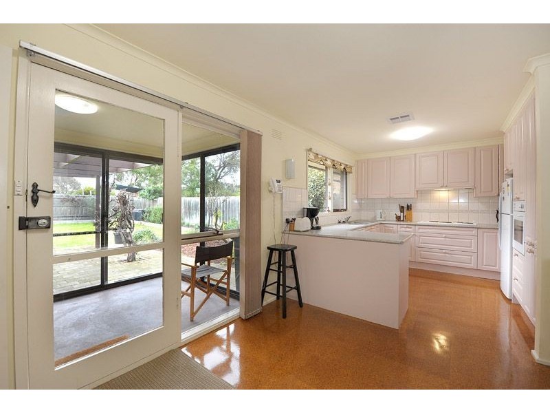 48 Clovelly Parade, Seaford VIC 3198