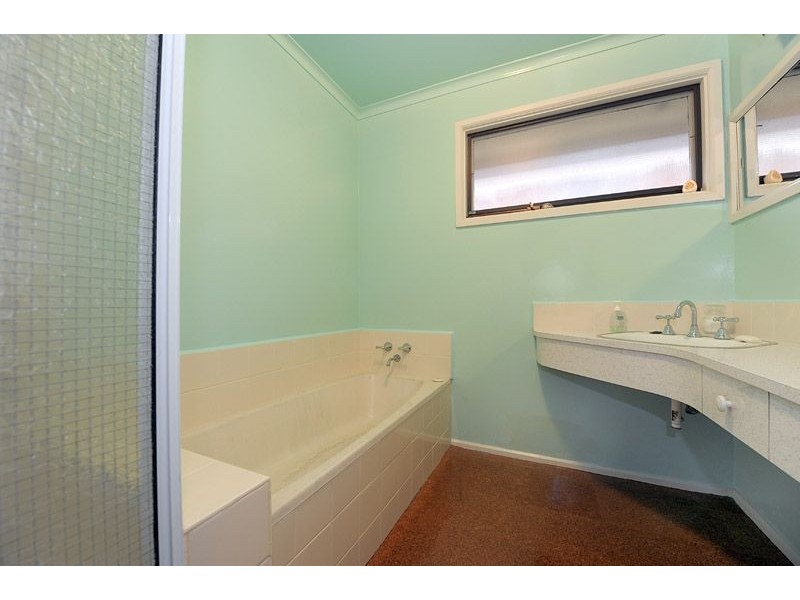 48 Clovelly Parade, Seaford VIC 3198