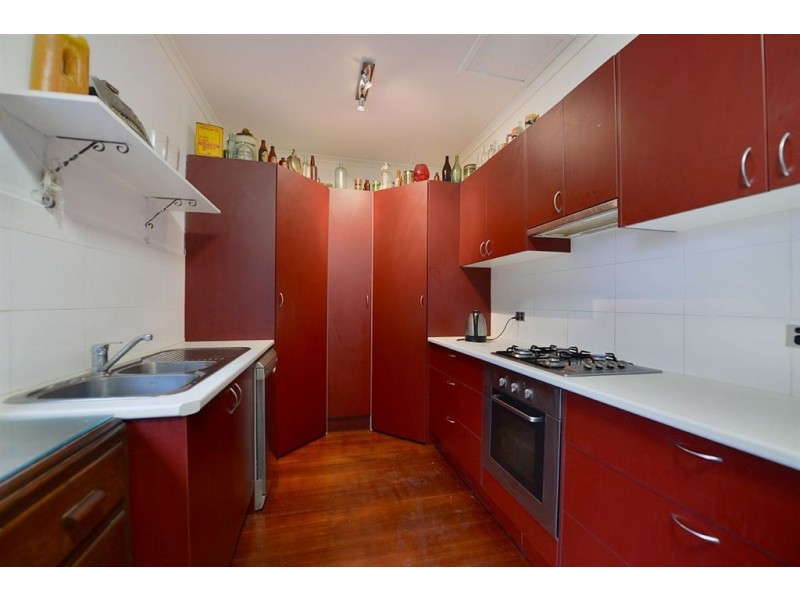 27 Boonong Ave, Seaford VIC 3198