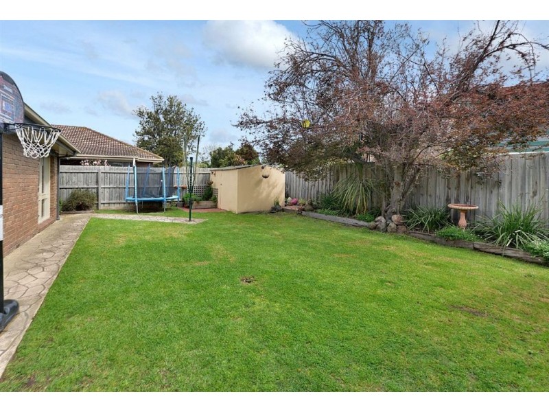 25 Downs Road, Seaford VIC 3198