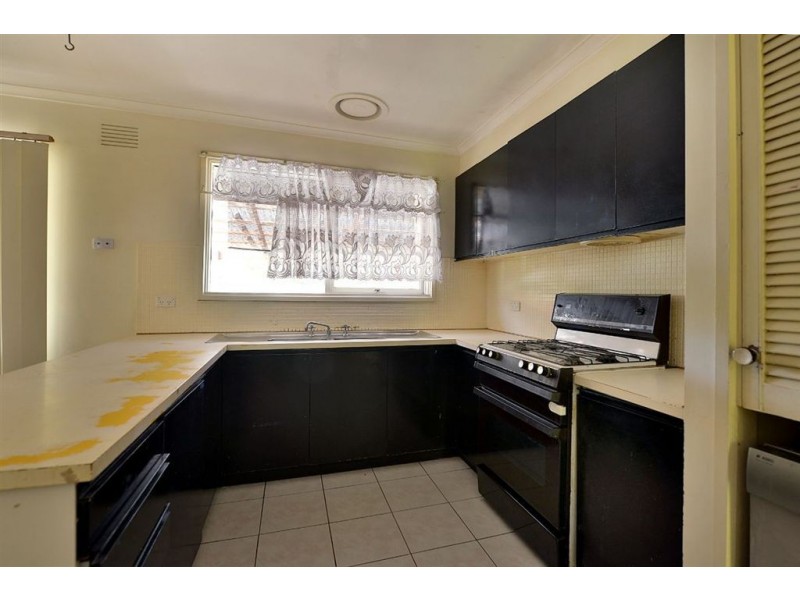 26 Downs Road, Seaford VIC 3198