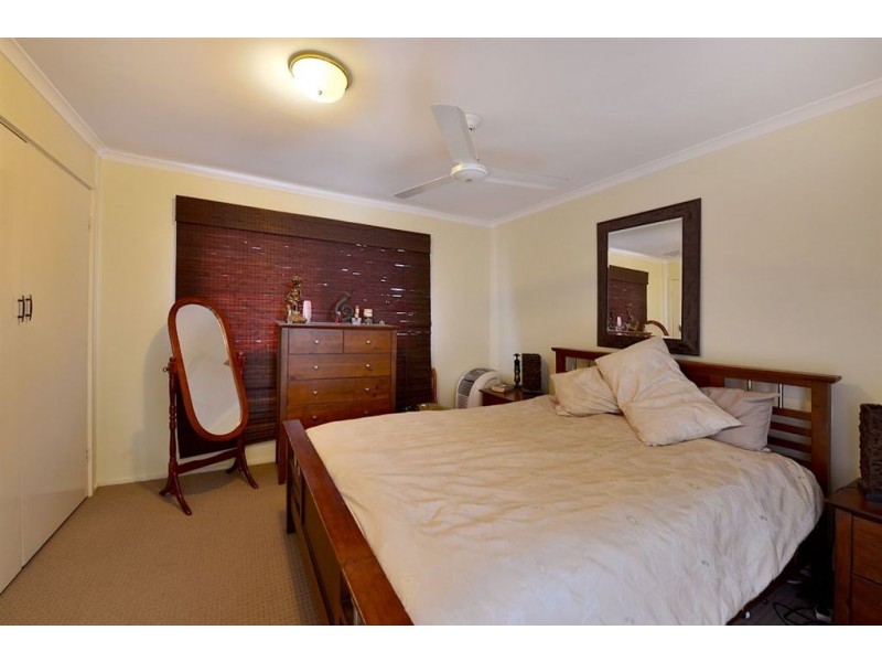 18 Elisdon Drive, Seaford VIC 3198