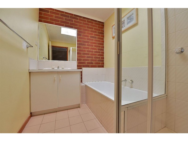 1/280 Nepean Highway, Seaford VIC 3198