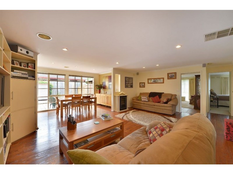 5 Emanuel Drive, Seaford VIC 3198