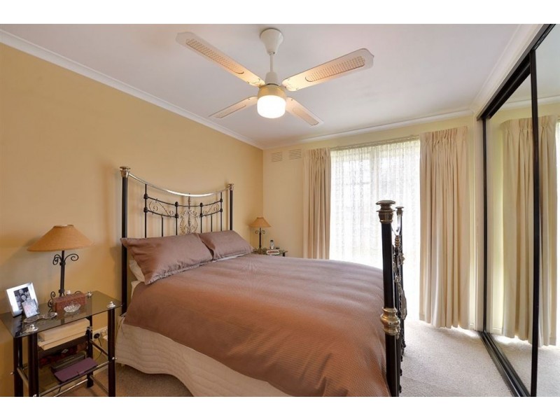 5 Emanuel Drive, Seaford VIC 3198