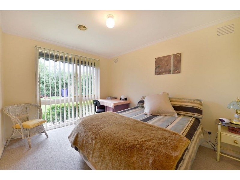 5 Emanuel Drive, Seaford VIC 3198