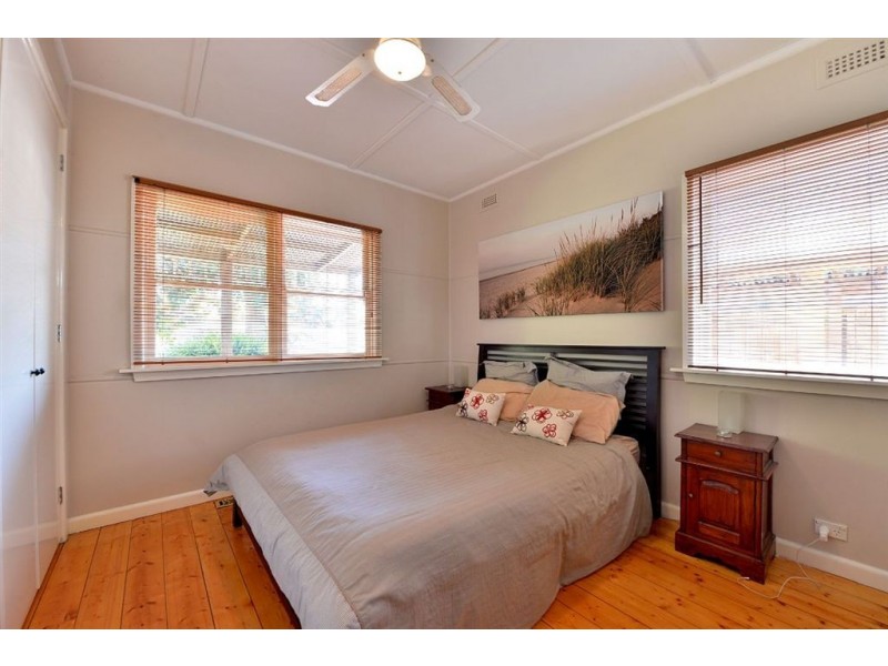 5 Levuka Street, Seaford VIC 3198