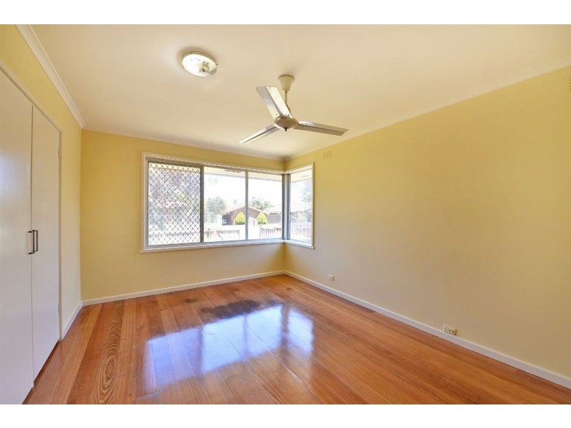 11 Centenary Street, Seaford VIC 3198