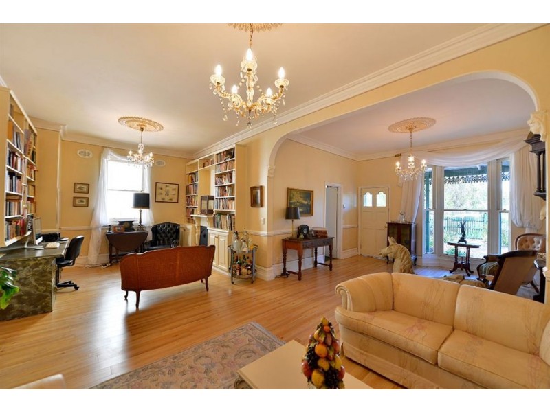 208 Nepean Highway, Seaford VIC 3198