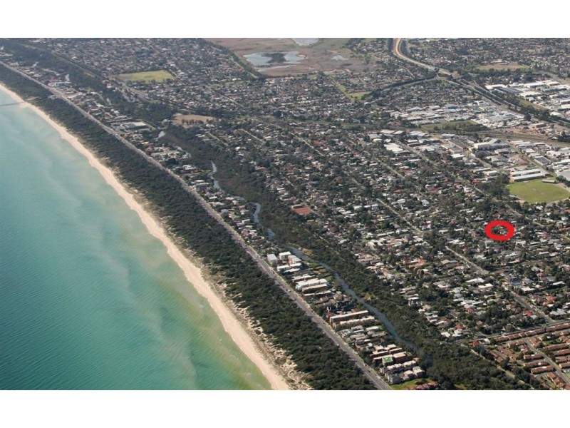 105 Rosslyn Avenue, Seaford VIC 3198