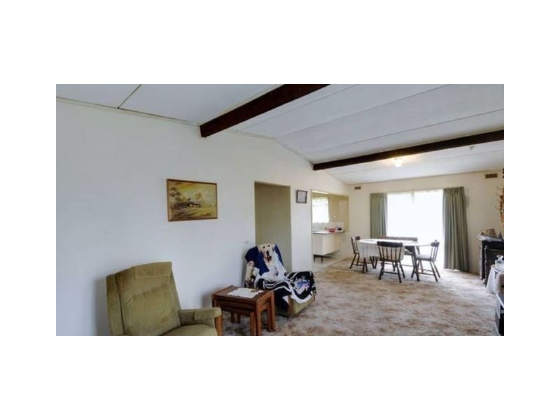 5 East Road, Seaford VIC 3198