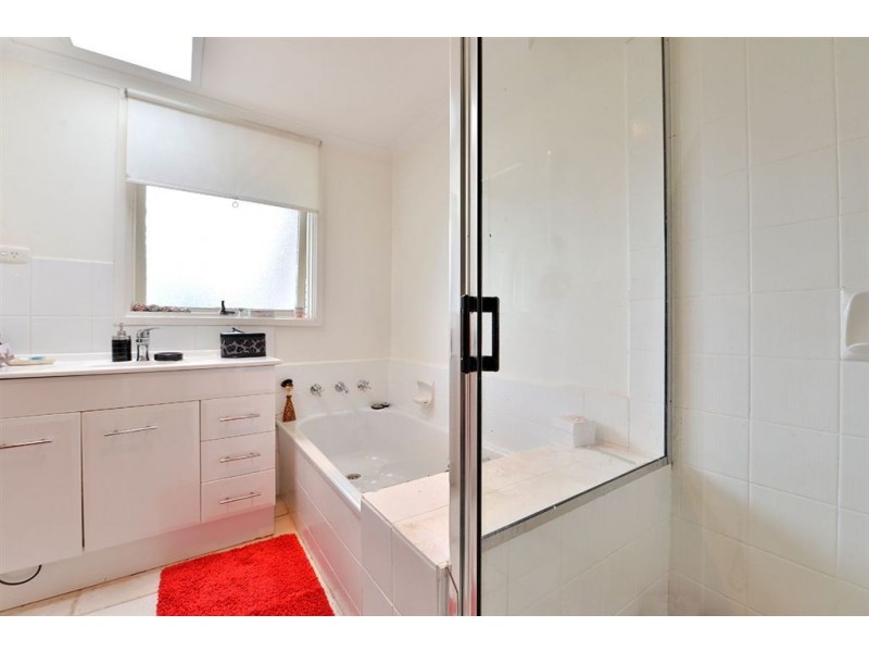 12/99-101 Nepean Highway, Seaford VIC 3198