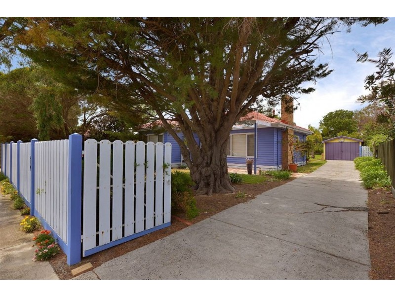 6 Newton Street, Seaford VIC 3198