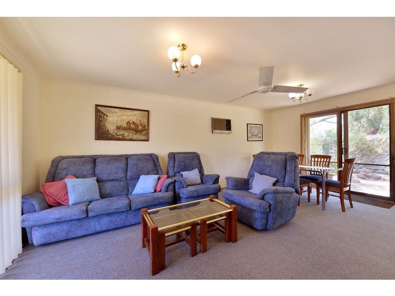 1 Parkside Boulevard, Carrum VIC 3197