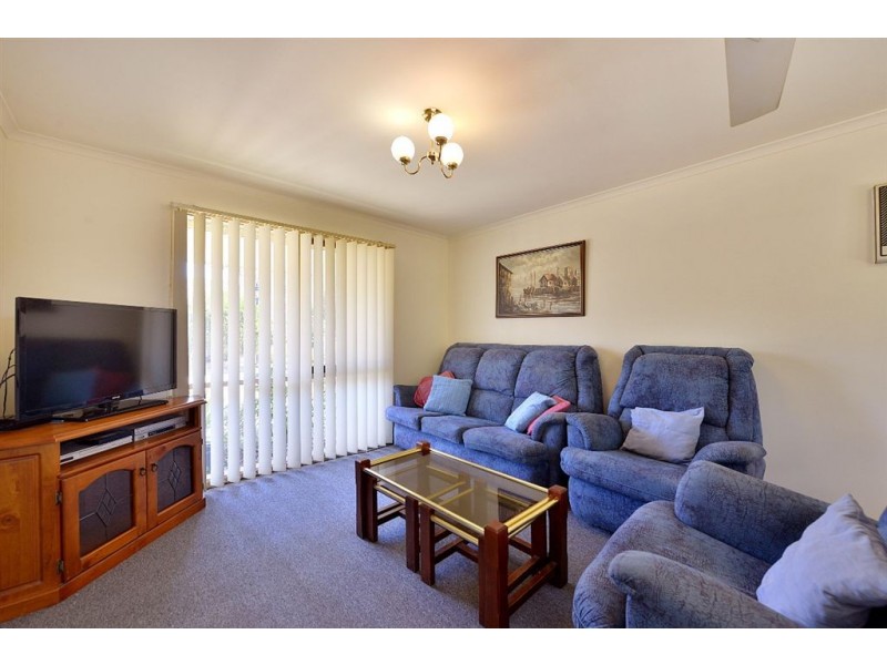 1 Parkside Boulevard, Carrum VIC 3197