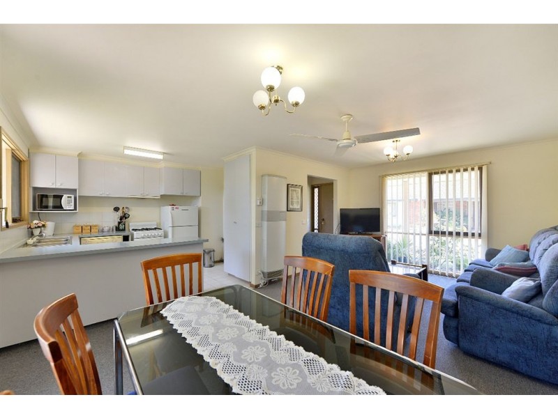 1 Parkside Boulevard, Carrum VIC 3197