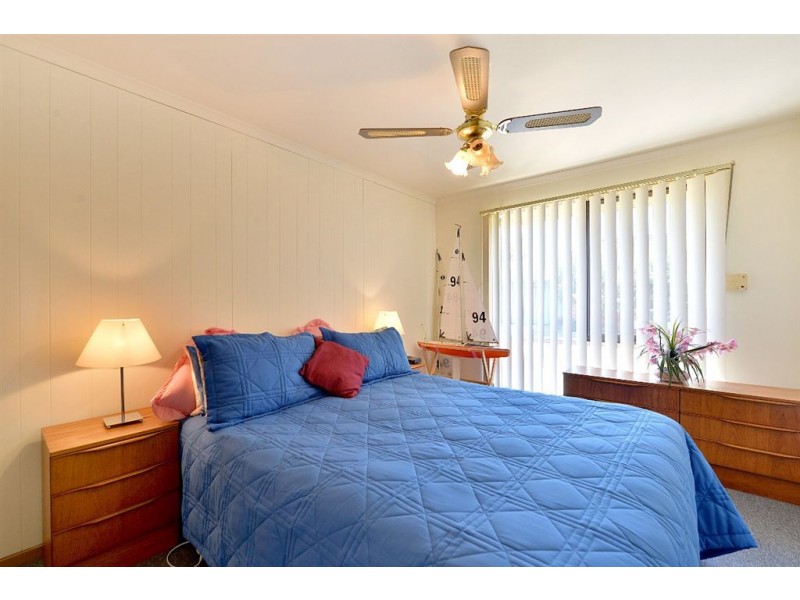 1 Parkside Boulevard, Carrum VIC 3197
