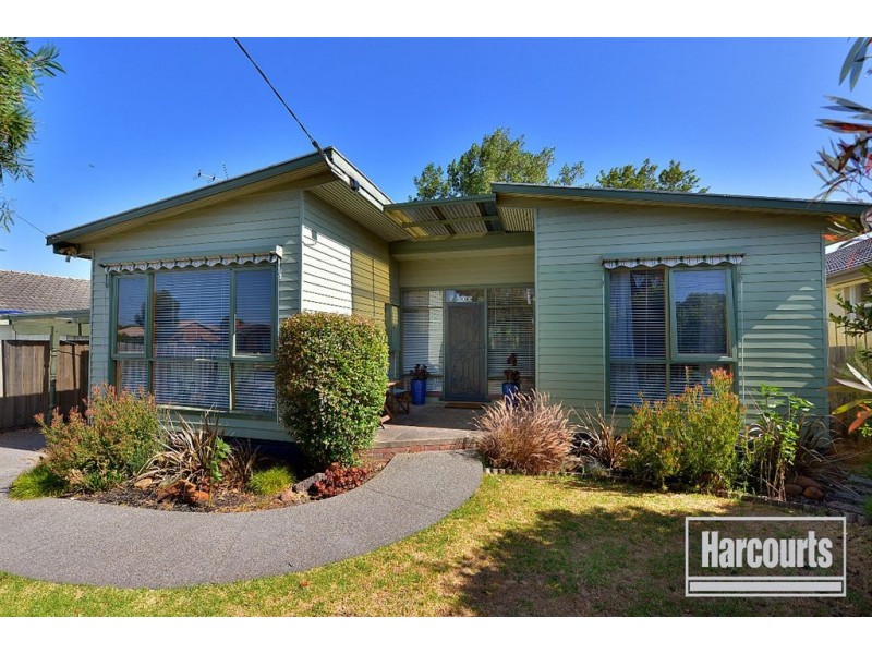 8 Johnstone Street, Seaford VIC 3198