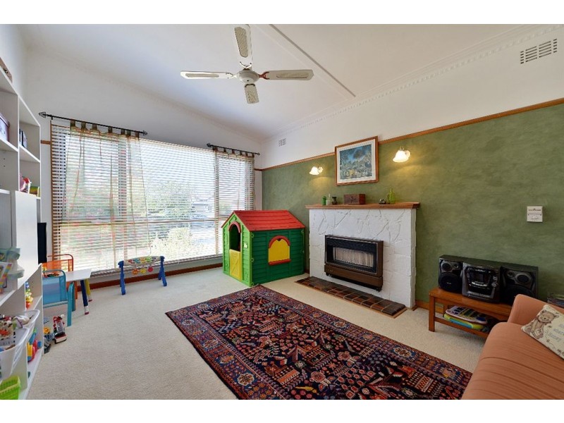 8 Johnstone Street, Seaford VIC 3198