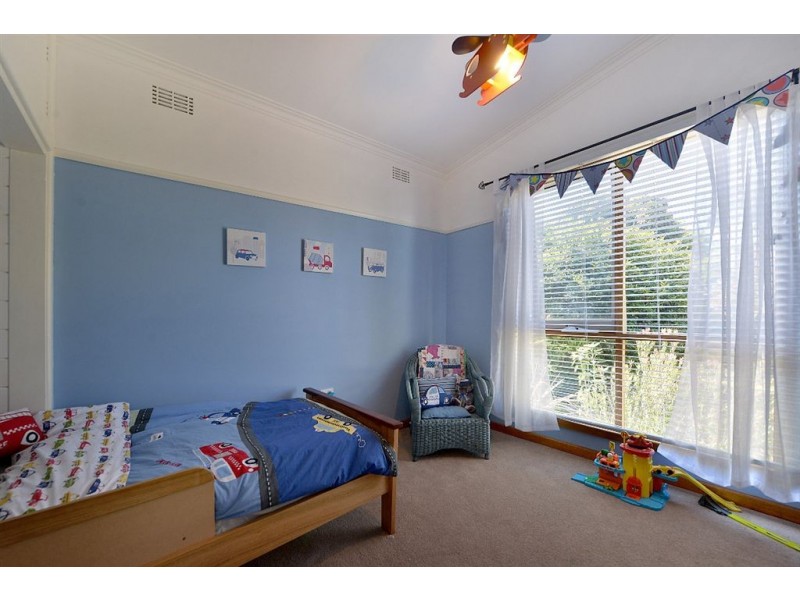 8 Johnstone Street, Seaford VIC 3198
