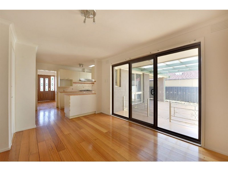 1 Francis Street, Seaford VIC 3198