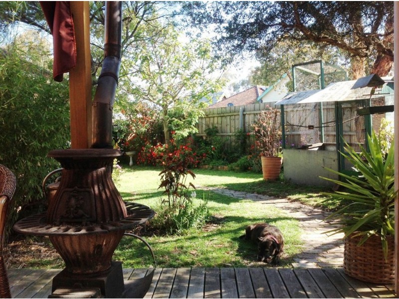 2 Johnstone Street, Seaford VIC 3198