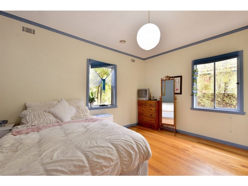 6 Railway Parade, Seaford VIC 3198