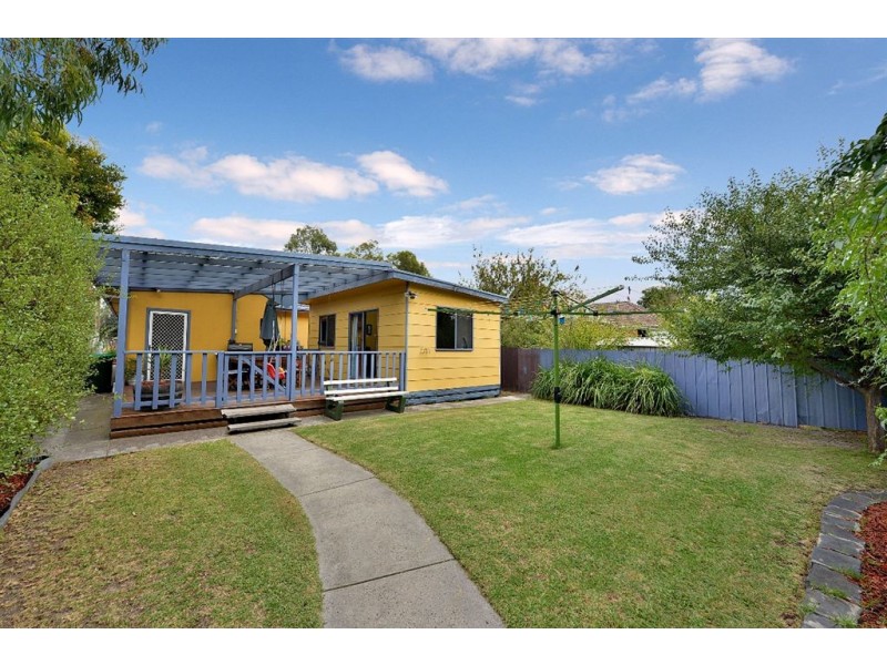 6 Railway Parade, Seaford VIC 3198