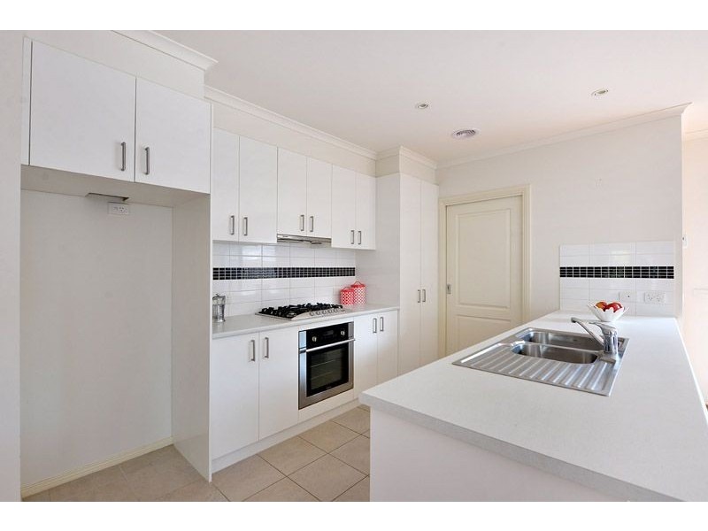 1/40 Kananook Avenue, Seaford VIC 3198