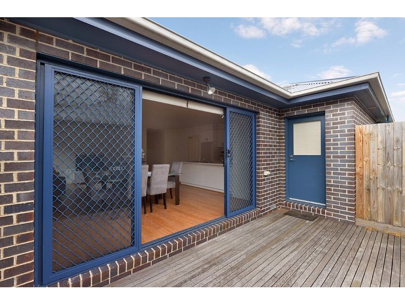 1/40 Kananook Avenue, Seaford VIC 3198