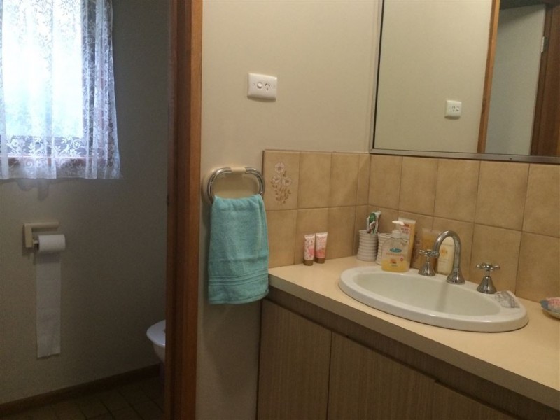 18 Coolibar Avenue, Seaford VIC 3198