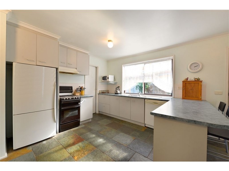 73 East Road, Seaford VIC 3198