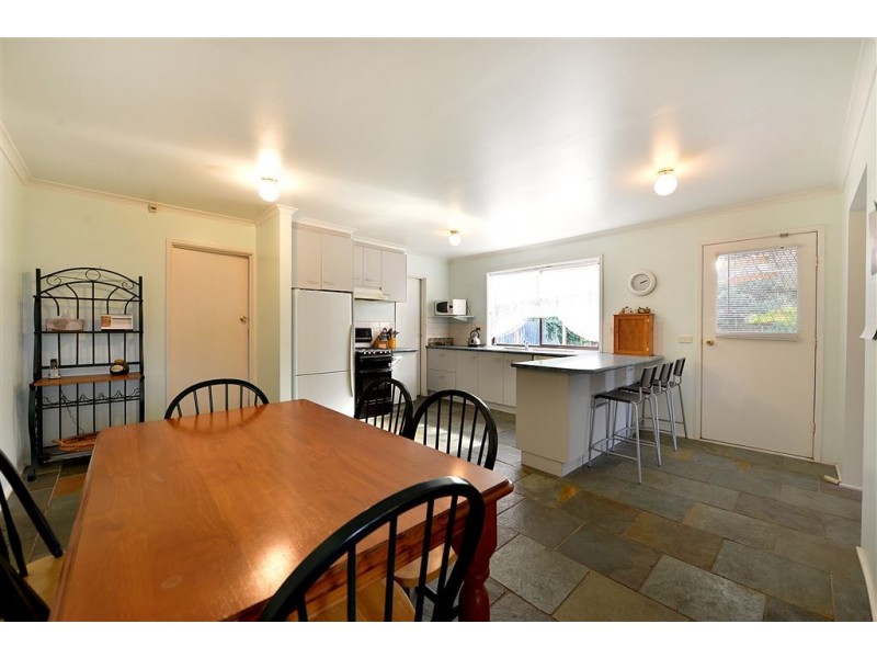 73 East Road, Seaford VIC 3198