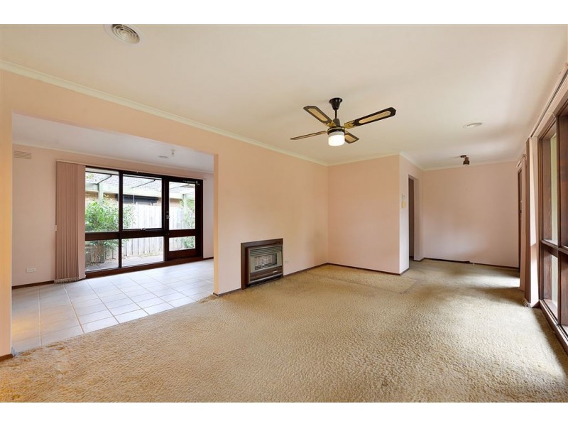 23 Henry Crescent, Seaford VIC 3198