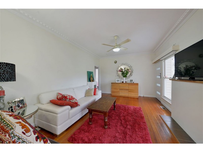 21 Duncan Ave, Seaford VIC 3198