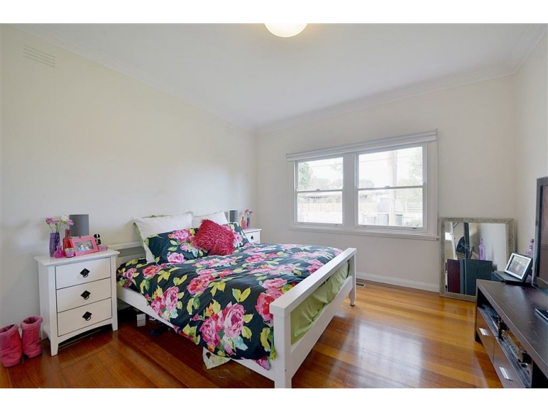 21 Duncan Ave, Seaford VIC 3198