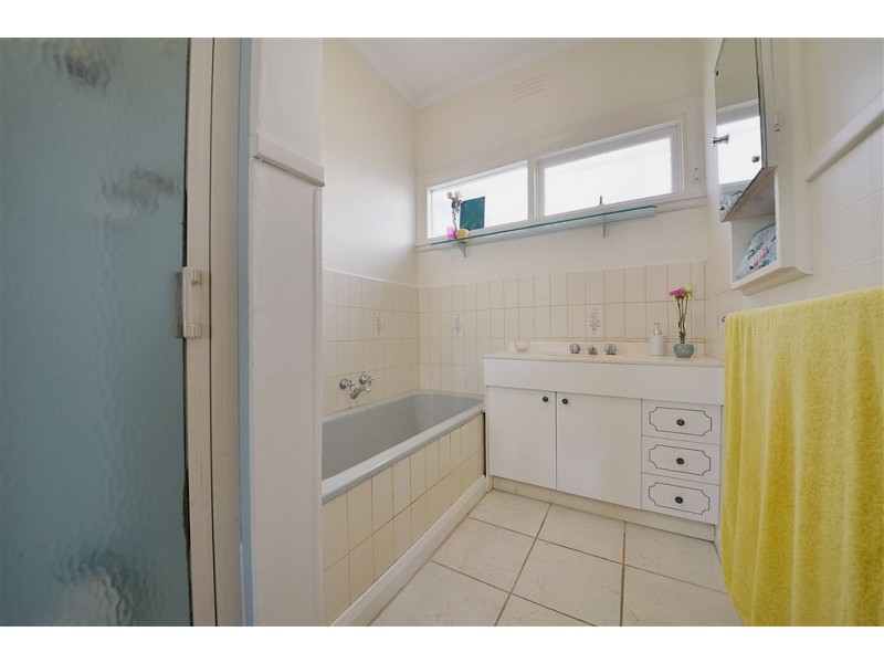 21 Duncan Ave, Seaford VIC 3198
