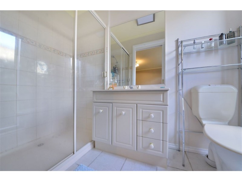 7 Cove Lane, Seaford VIC 3198