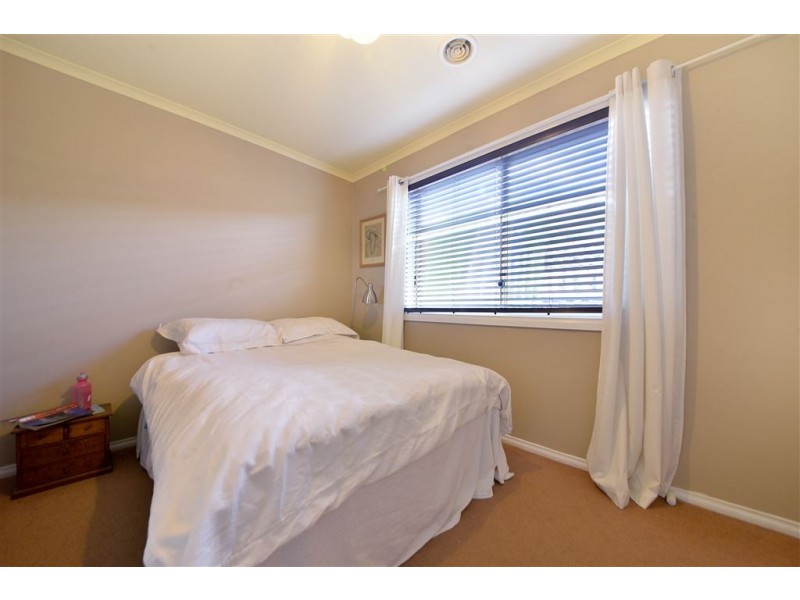 7 Cove Lane, Seaford VIC 3198