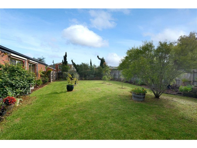 7 Cove Lane, Seaford VIC 3198