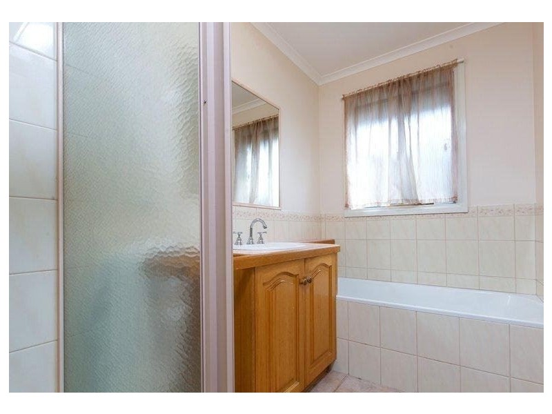B/1 Charles Street, Seaford VIC 3198