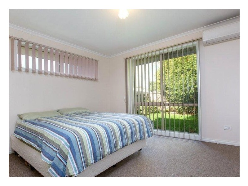 B/1 Charles Street, Seaford VIC 3198