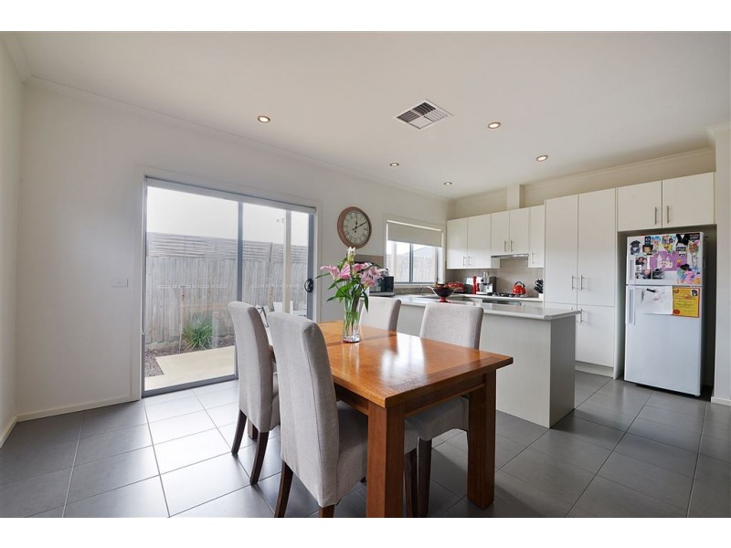 6/153 Austin Road, Seaford VIC 3198