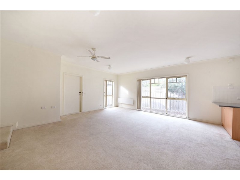2/3 Seaford Road, Seaford VIC 3198