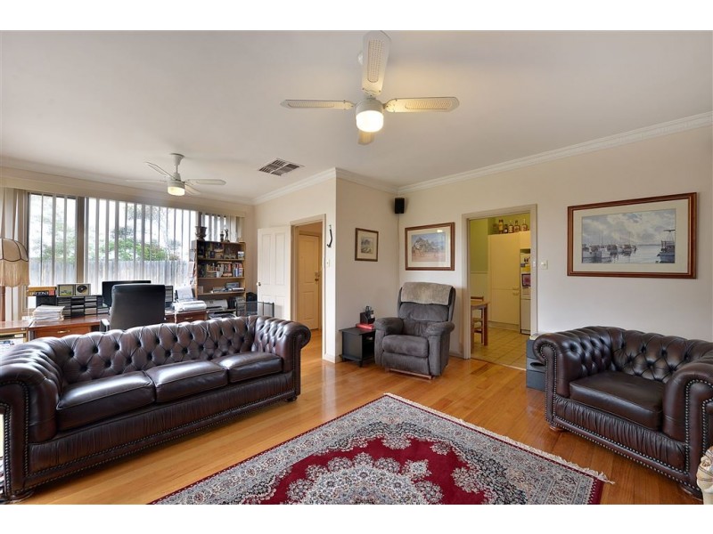 140 Fortescue Ave, Seaford VIC 3198