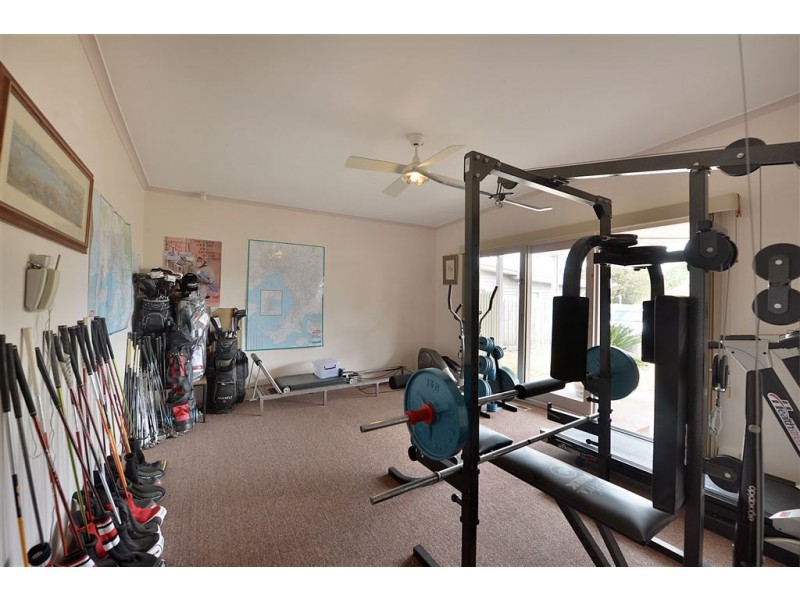 140 Fortescue Ave, Seaford VIC 3198