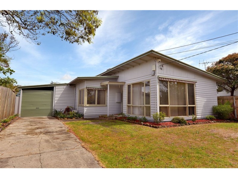 140 Fortescue Ave, Seaford VIC 3198