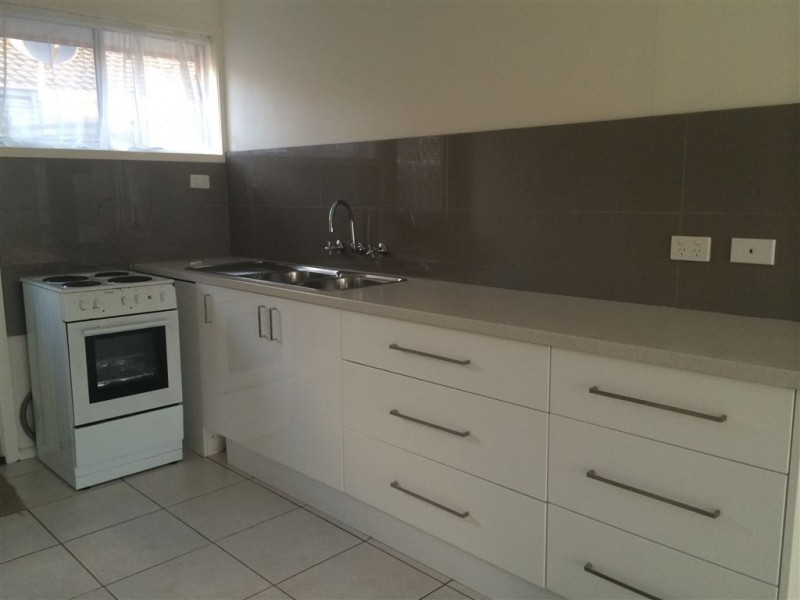 4/10 Carder Ave, Seaford VIC 3198