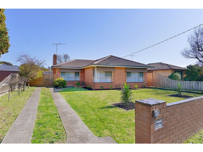 11 Portland Parade, Seaford VIC 3198