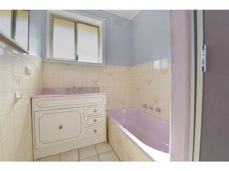 11 Portland Parade, Seaford VIC 3198